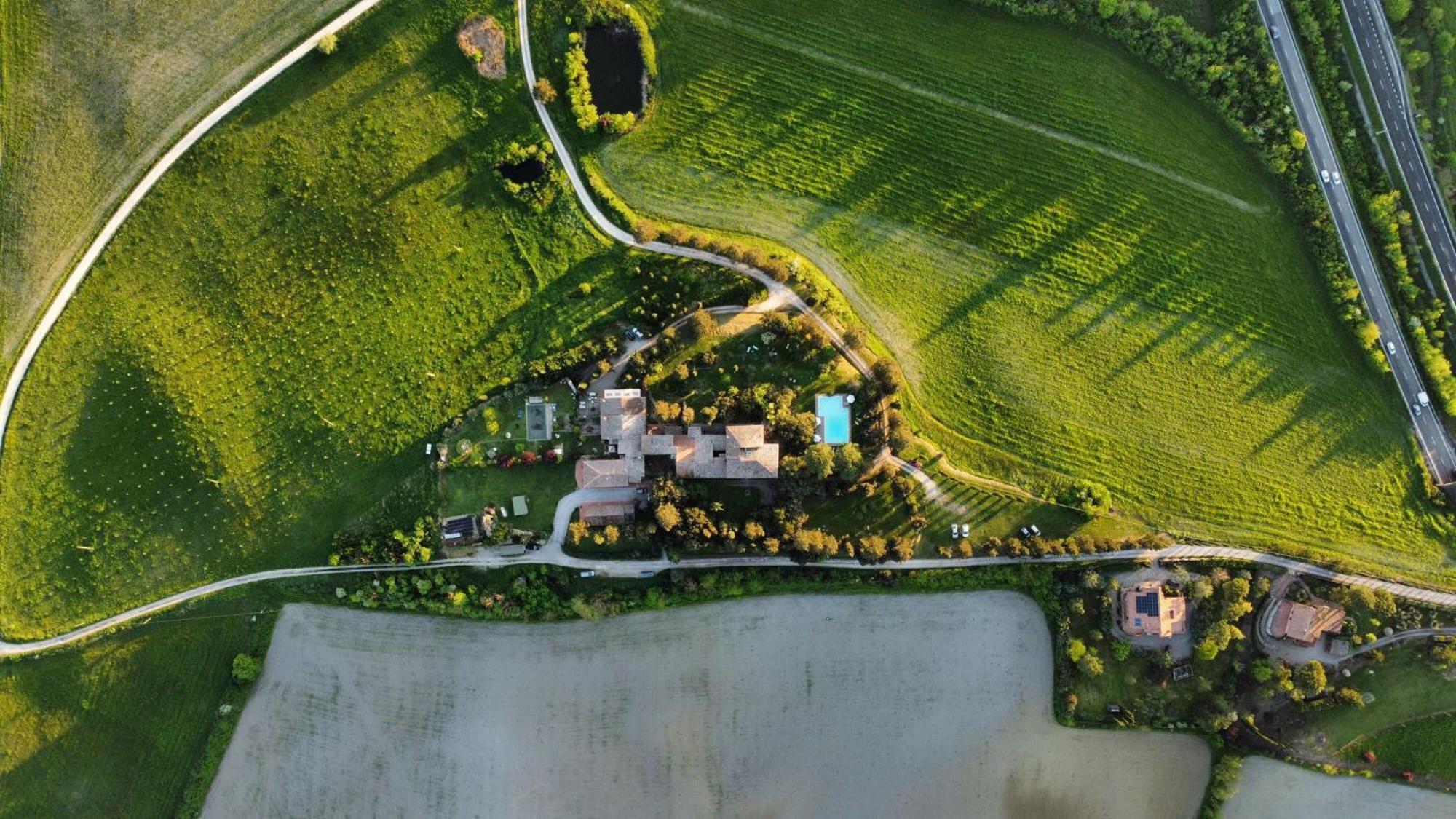 Agriturismo La Torre Di Monsindoli シエーナ エクステリア 写真