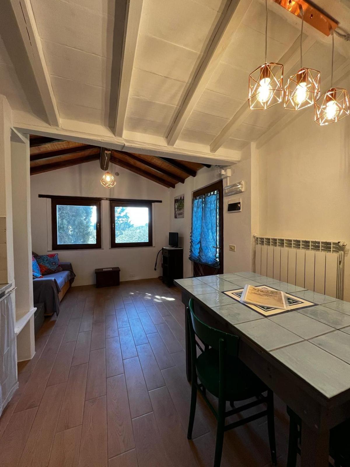 Agriturismo La Torre Di Monsindoli シエーナ エクステリア 写真