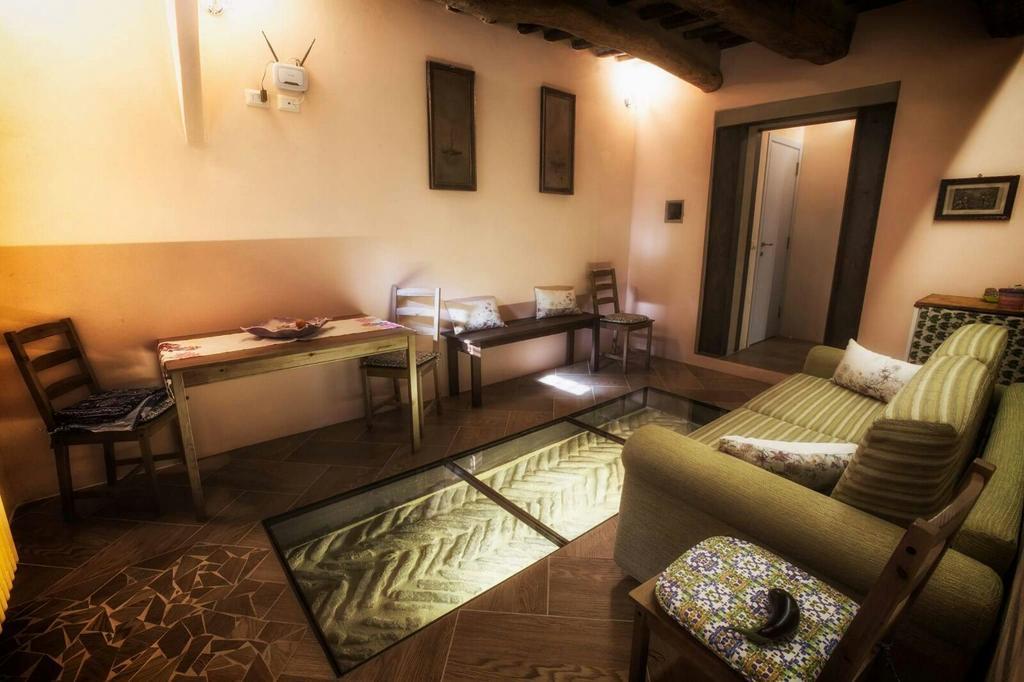 Agriturismo La Torre Di Monsindoli シエーナ エクステリア 写真